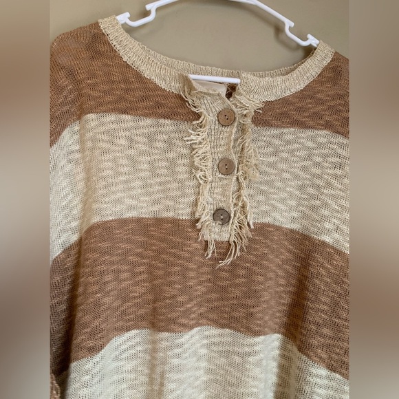 Fantastic fawn sweater striped oversized thin knit boho coastal oversized fringe - Picture 4 of 8